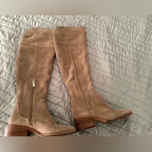 Vince Camuto oatmeal color boots